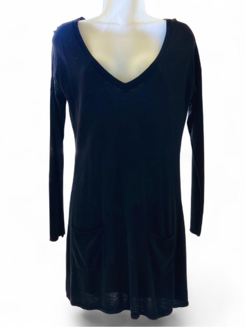 White House | Black Market, Long V-Neck Pullover Sweater, XXS